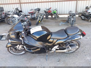 2019 SUZUKI GSX1300 RA