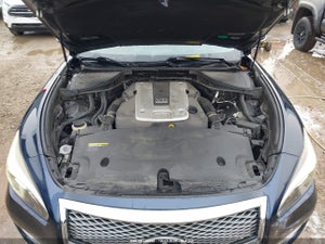 2017 INFINITI Q70 3.7