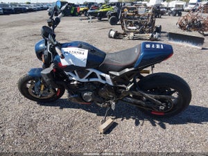 2024 INDIAN MOTORCYCLE CO. FTR X 100% R CARBON