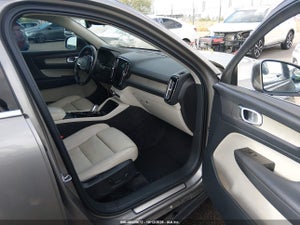 2020 VOLVO XC40 T5 INSCRIPTION