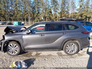 2024 TOYOTA HIGHLANDER HYBRID PLATINUM