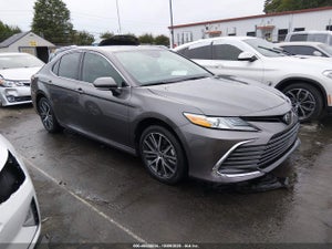 2024 TOYOTA CAMRY XLE