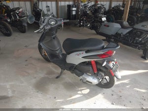 2022 PIAGGIO LIBERTY 150/150 S/150 BACI PERUGINA