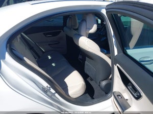 2024 MERCEDES-BENZ C 300