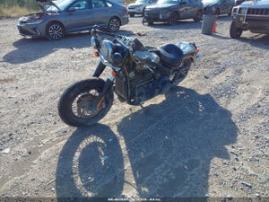 2018 HARLEY-DAVIDSON FLHCS HERITAGE CLASSIC 114