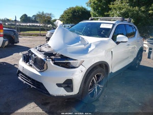 2023 VOLVO XC40 B5 PLUS BRIGHT THEME