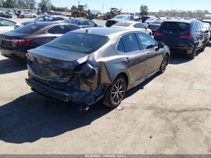 2022 TOYOTA CAMRY SE