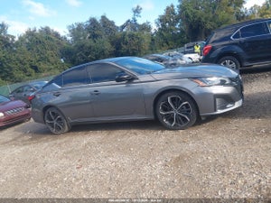 2023 NISSAN ALTIMA SR FWD