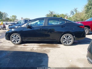 2021 NISSAN VERSA SV XTRONIC CVT
