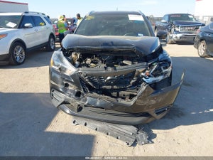 2018 NISSAN KICKS SR