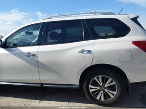 2017 NISSAN PATHFINDER SL