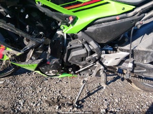 2024 KAWASAKI EX650 P