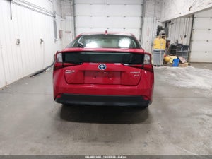 2019 TOYOTA PRIUS XLE