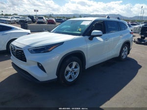 2022 TOYOTA HIGHLANDER LE