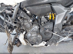 2022 YAMAHA YZFR7