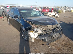 2017 TOYOTA CAMRY HYBRID SE