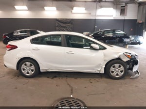 2017 KIA FORTE LX