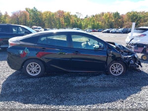 2016 TOYOTA PRIUS THREE