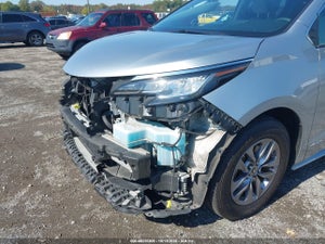 2021 TOYOTA SIENNA LE