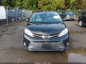 2018 TOYOTA SIENNA XLE 8 PASSENGER