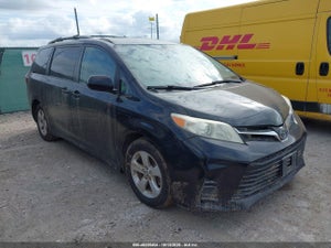 2020 TOYOTA SIENNA LE