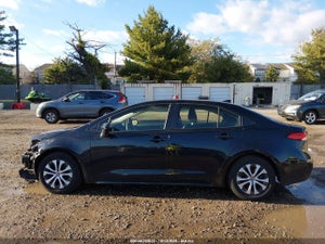 2022 TOYOTA COROLLA HYBRID LE
