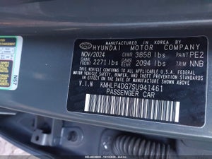 2025 HYUNDAI ELANTRA LIMITED