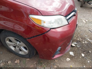 2018 TOYOTA SIENNA LE 8 PASSENGER