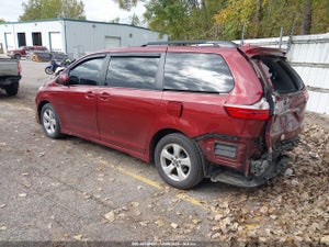 2018 TOYOTA SIENNA LE 8 PASSENGER