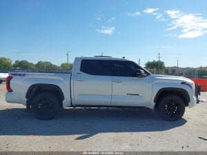 2026 TOYOTA TUNDRA LIMITED CREWMAX 5.5' BED