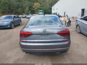 2017 VOLKSWAGEN PASSAT 1.8T R-LINE