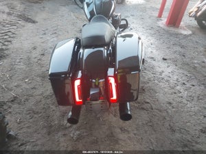 2025 HARLEY-DAVIDSON FLTRX