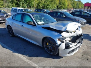 2019 ALFA ROMEO GIULIA TI SPORT CARBON RWD