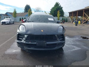 2020 PORSCHE MACAN