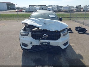 2020 VOLVO XC40 T5 R-DESIGN