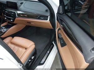 2020 BMW 540I