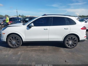 2017 PORSCHE CAYENNE PLATINUM EDITION