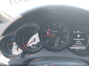 2017 PORSCHE CAYENNE PLATINUM EDITION