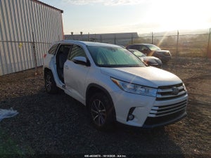 2017 TOYOTA HIGHLANDER XLE