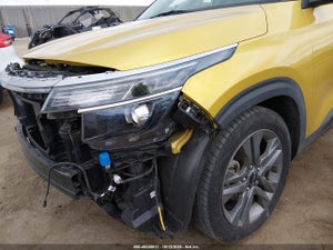 2022 KIA SELTOS S