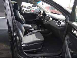 2017 KIA SORENTO 2.4L LX