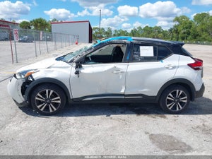 2019 NISSAN KICKS SR