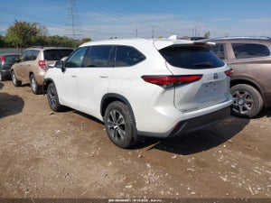 2022 TOYOTA HIGHLANDER HYBRID XLE