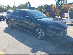 2025 TOYOTA CAMRY XLE