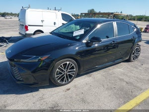 2025 TOYOTA CAMRY XLE