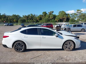 2025 TOYOTA CAMRY XLE