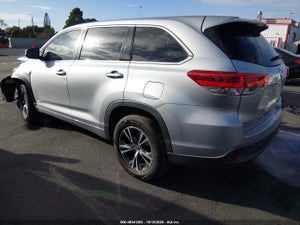 2017 TOYOTA HIGHLANDER LE