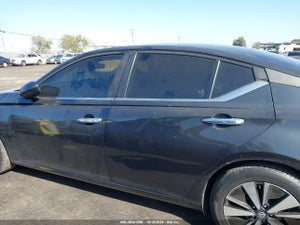 2021 NISSAN ALTIMA SV FWD