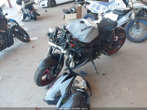 2023 SUZUKI GSX-R600