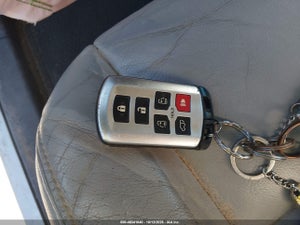 2016 TOYOTA SIENNA XLE 8 PASSENGER